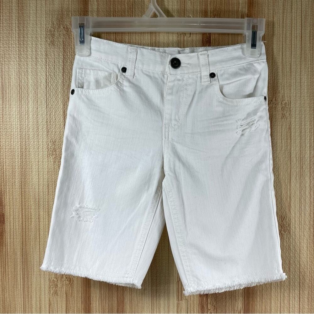 EPIC THREADS white denim Bermuda shorts for Girls adjustable waist size 5
